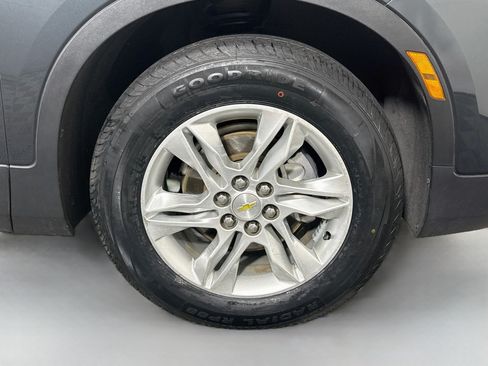 Used 2020 Chevrolet Blazer LT FWD image 32