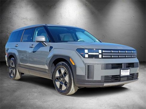 New 2026 Hyundai Santa Fe SE image 2