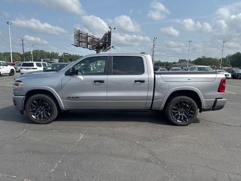 Used 2025 RAM 1500 Limited AWD/4WD image 5