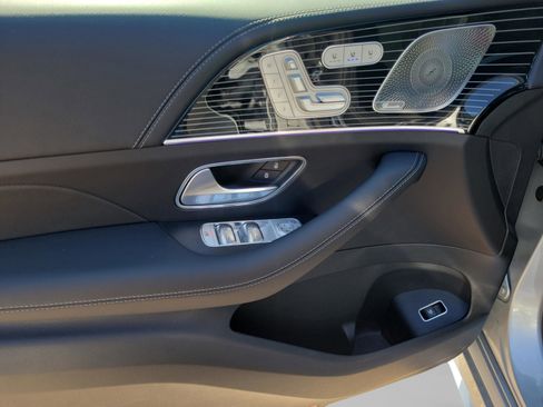 New 2026 Mercedes-Benz GLE 53 AMG 4MATIC image 11