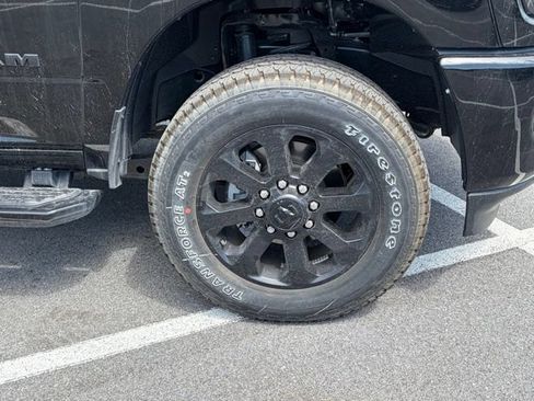 New 2026 RAM 2500 Big Horn AWD/4WD image 11