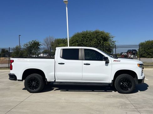 Used 2024 Chevrolet Silverado 1500 LT Trail Boss w/ Protection Package AWD/4WD image 3