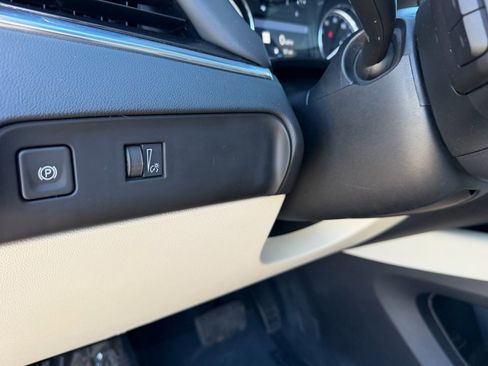 Used 2024 Buick Enclave Essence w/ Experience Buick Package image 25