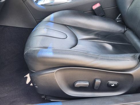 Used 2011 INFINITI G37 Journey w/ Premium Pkg RWD image 33