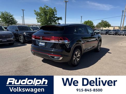 New 2026 Volkswagen Atlas Cross Sport SE FWD image 5