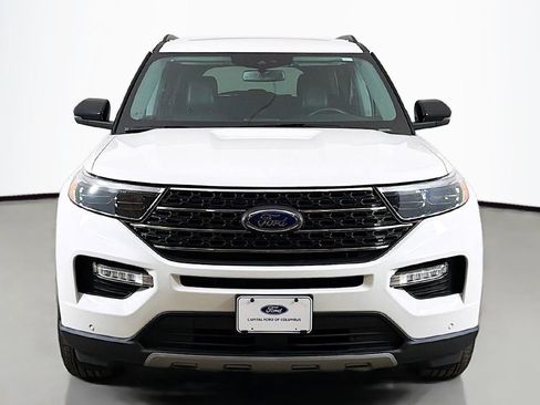 Used 2023 Ford Explorer XLT w/ Equipment Group 202A AWD/4WD image 16