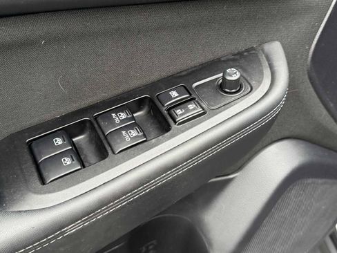 Used 2019 Subaru Outback 2.5i Premium AWD/4WD image 12