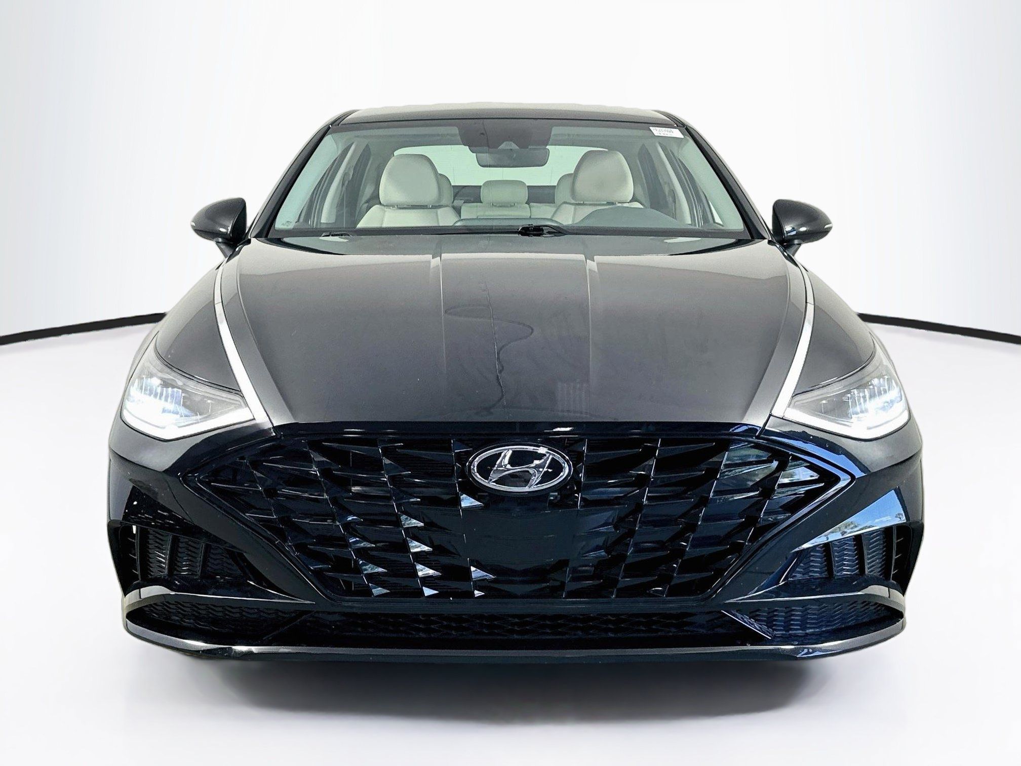 Used 2023 Hyundai Sonata SEL FWD image 2