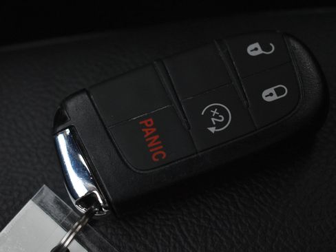 Used 2022 Jeep Compass Limited AWD/4WD image 33