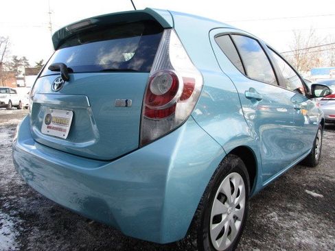 Used 2013 Toyota Prius C Two FWD image 8