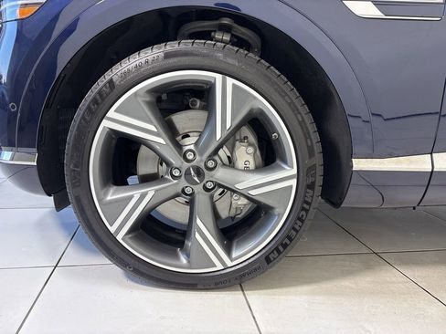 Used 2025 Genesis GV80 3.5T Prestige image 9