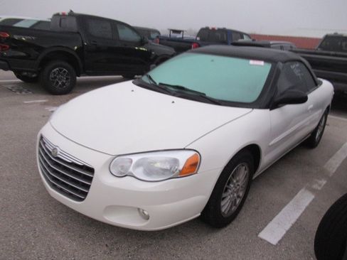 Used 2006 Chrysler Sebring Touring w/ Spring Special Group image 3