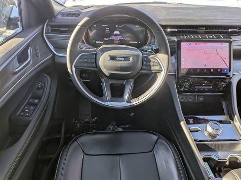 New 2025 Jeep Grand Cherokee L Limited image 14