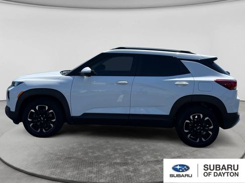 Used 2021 Chevrolet TrailBlazer LT w/ Convenience Package FWD image 8