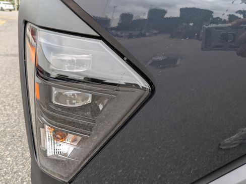 New 2026 Hyundai Kona SE image 13