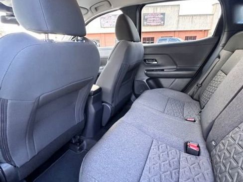 Certified 2025 Nissan Kicks SV image 31