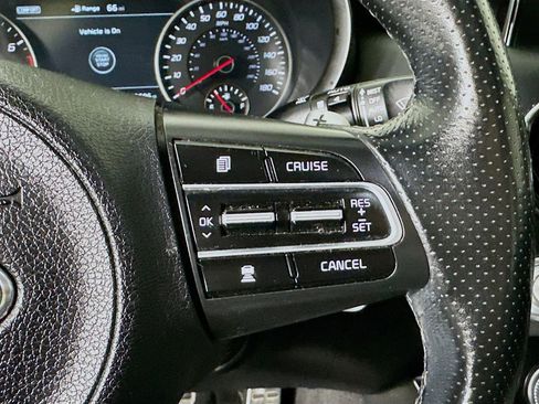 Used 2019 Kia Stinger GT1 AWD/4WD image 13