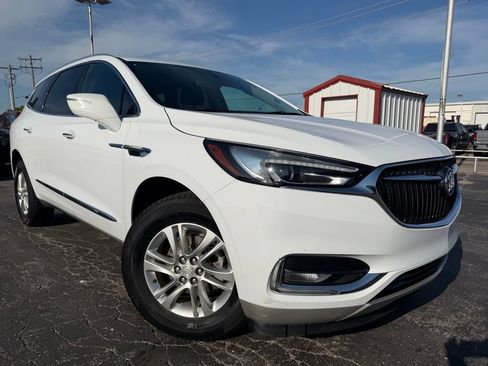 Used 2021 Buick Enclave Essence FWD image 2