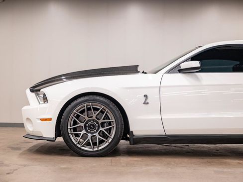 Used 2011 Ford Mustang Shelby GT500 w/ SVT Performance Pkg RWD image 24