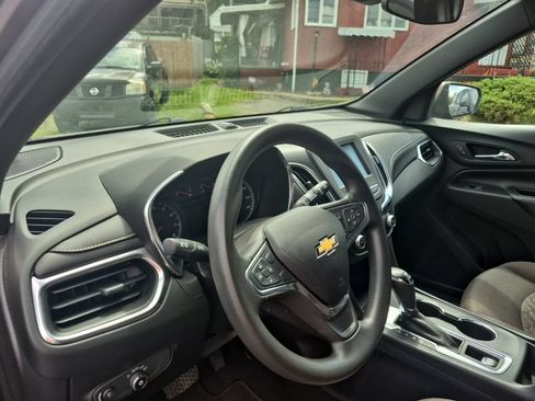 Used 2018 Chevrolet Equinox LT AWD/4WD image 10