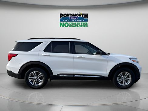 Used 2022 Ford Explorer XLT w/ Equipment Group 202A AWD/4WD image 6