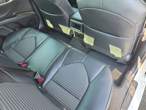 Used 2024 Toyota Camry SE w/ Convenience Package image 11