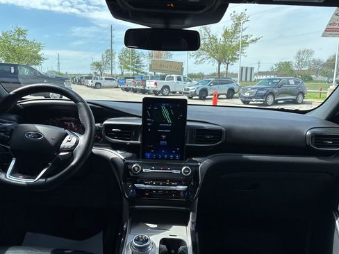 Used 2021 Ford Explorer ST w/ Equipment Group 401A image 3