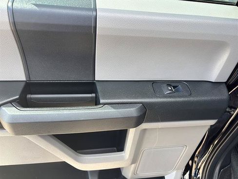 Used 2019 Ford F150 XL w/ Equipment Group 101A Mid AWD/4WD image 17