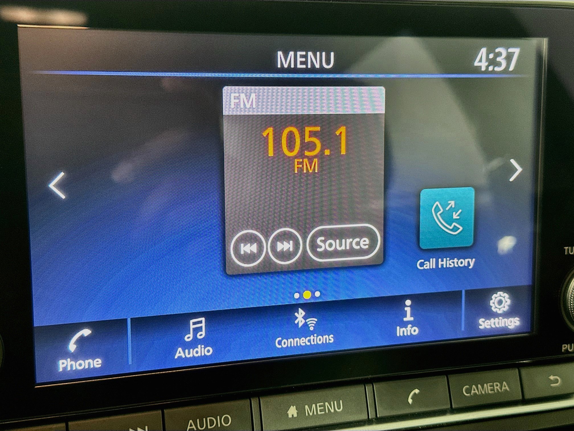 Used 2025 Nissan Altima 2.5 SV FWD image 19