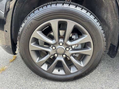 Certified 2018 Jeep Grand Cherokee High Altitude AWD/4WD image 8