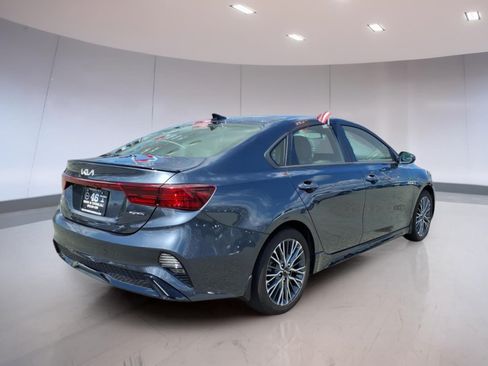 Used 2023 Kia Forte GT-Line w/ GT-Line Technology Package FWD image 4