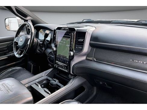 Used 2020 RAM 2500 Limited AWD/4WD image 47