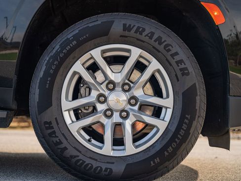 Used 2021 Chevrolet Tahoe LT image 9