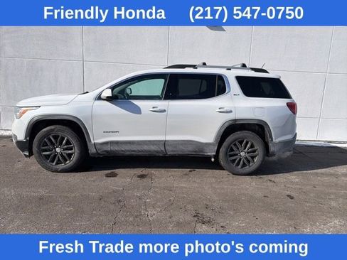 Used 2019 GMC Acadia SLT image 2