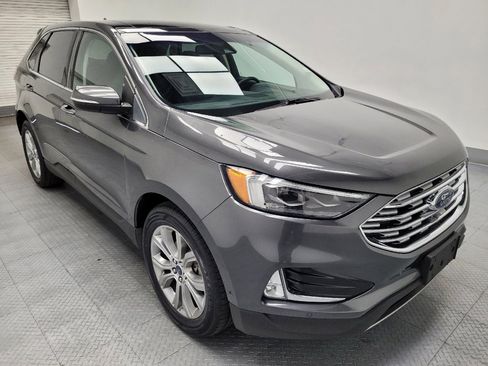 Used 2019 Ford Edge Titanium w/ Equipment Group 301A FWD image 11