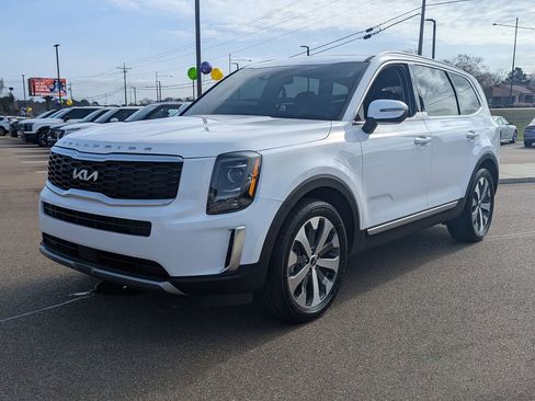 Used 2022 Kia Telluride S image 7