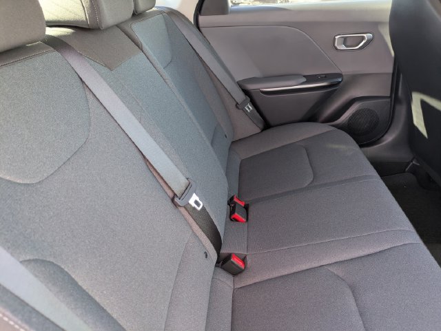 Certified 2025 Kia K4 FWD image 13
