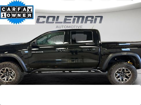 Used 2025 Chevrolet Colorado ZR2 w/ Technology Package AWD/4WD image 1