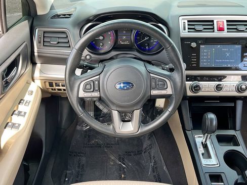 Used 2016 Subaru Outback 2.5i Premium image 21