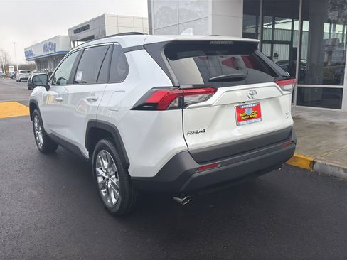 New 2025 Toyota RAV4 XLE Premium image 9