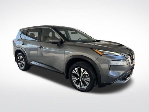 Used 2021 Nissan Rogue SV AWD/4WD image 3