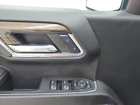 Used 2024 Chevrolet Silverado 1500 LT image 26