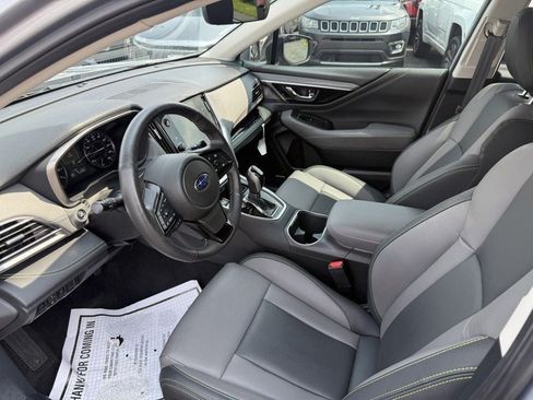 Used 2025 Subaru Outback Onyx Edition XT w/ Popular Package #2 AWD/4WD image 12