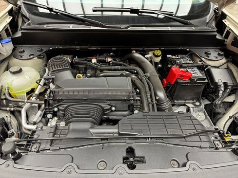 Used 2025 Ford Maverick Tremor image 28