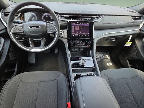 New 2025 Jeep Grand Cherokee L Laredo w/ Luxury Tech Group I AWD/4WD image 12