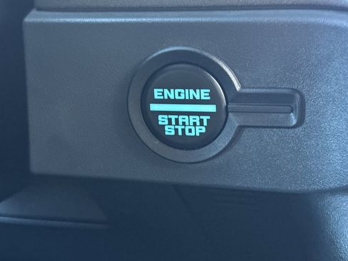 New 2025 Ford Bronco Badlands image 23