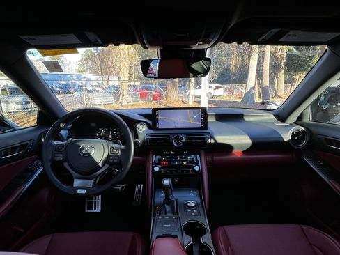 Certified 2025 Lexus IS 350 F Sport image 36