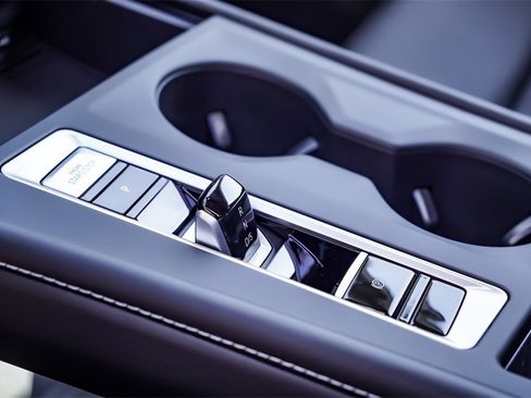 New 2026 Volkswagen Atlas SE image 11