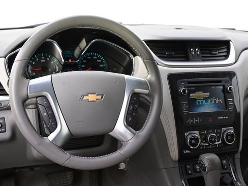 Used 2015 Chevrolet Traverse LT AWD/4WD image 12