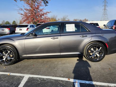 Used 2023 Chrysler 300 S image 14